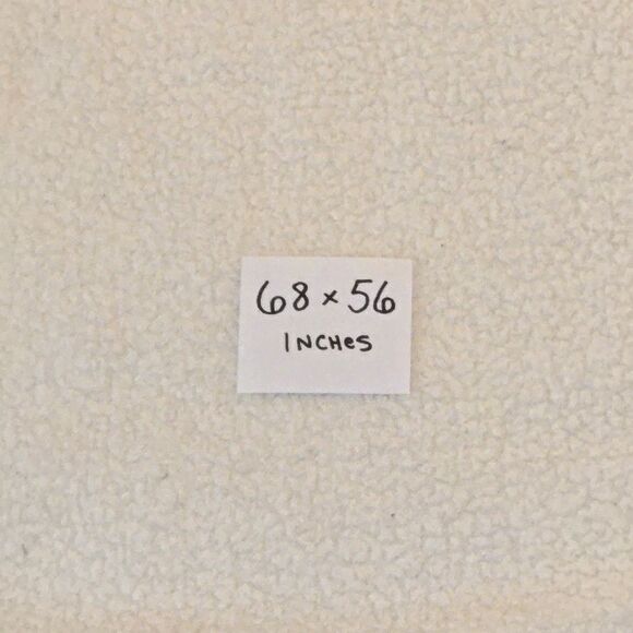 Lambie Wearable Blanket wSleeves 68x56in BathandBodyWorks Robe SOFT Fleece Cream - Picture 9 of 16